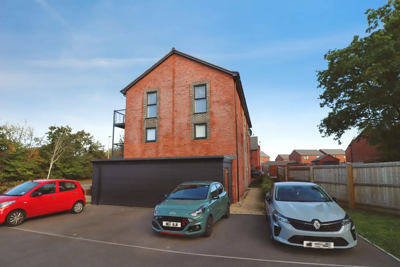 Dowsell Way, Yate, BS37, photo 20