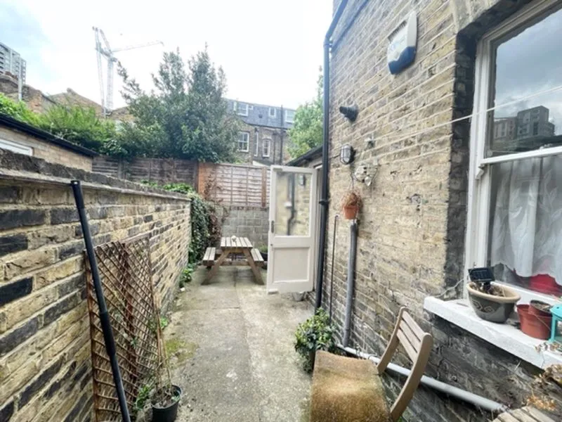 Larcom Street, London SE17 1NJ, photo 8