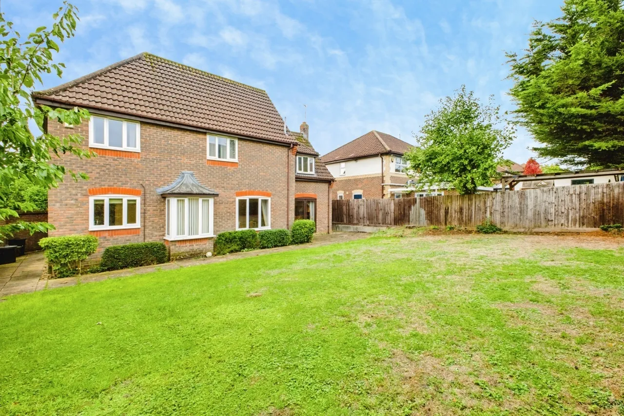Colonial Drive, Northampton, NN4, photo 25