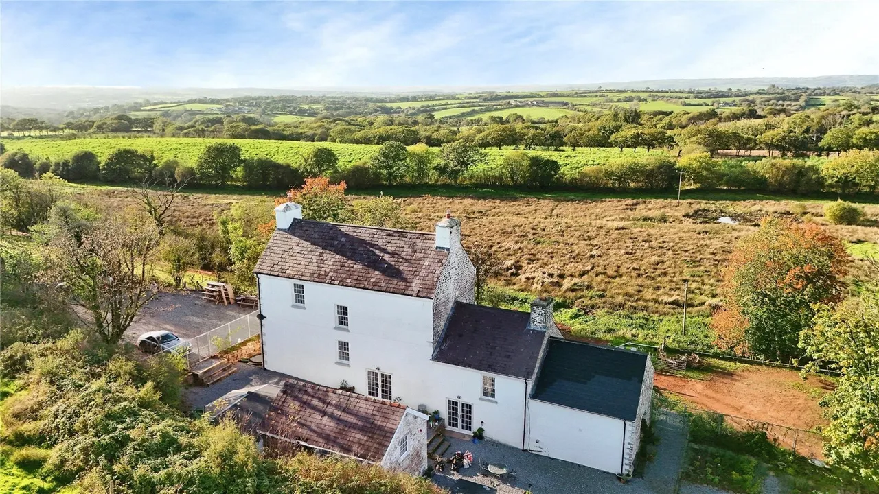 Maesybont, Llanelli, SA14, photo 2