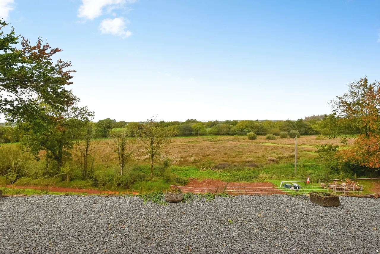 Maesybont, Llanelli, SA14, photo 40