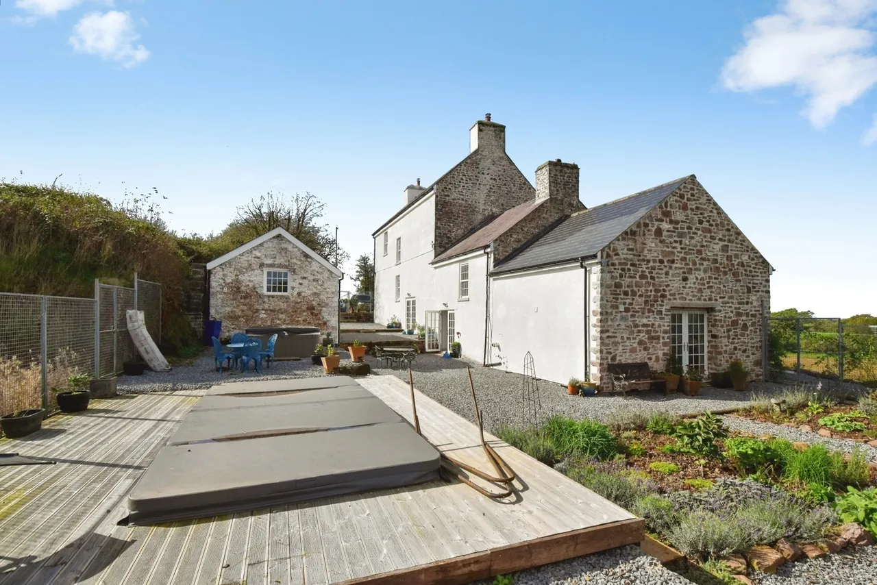Maesybont, Llanelli, SA14, photo 33