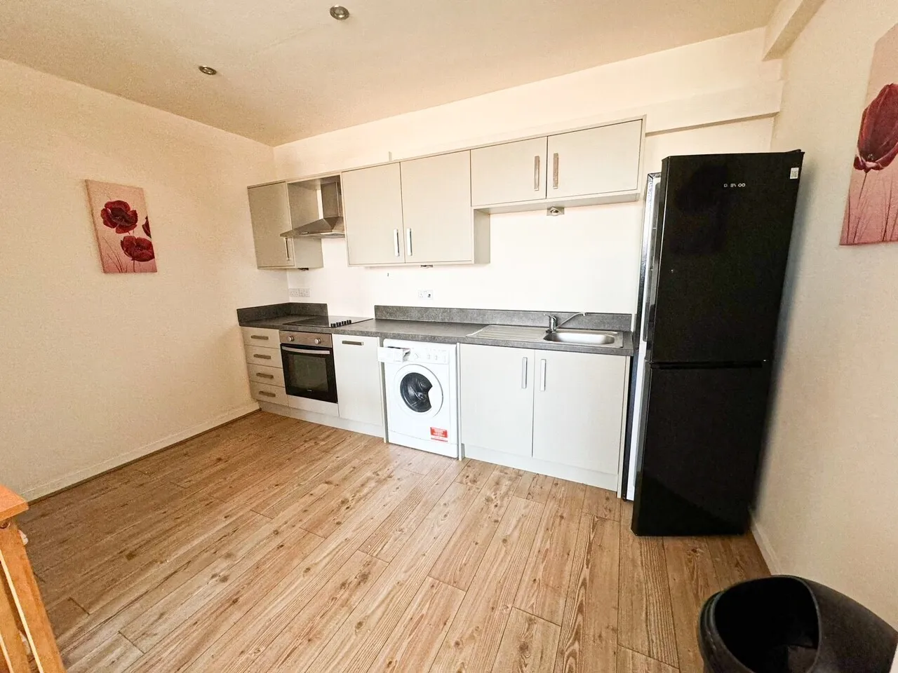 Newland Avenue, HULL, photo 10