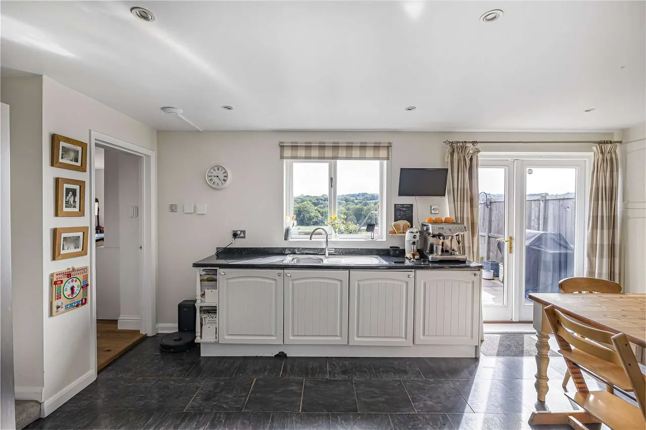 Winfield Lane, Crouch, Sevenoaks, Kent, TN15 8PX, photo 10