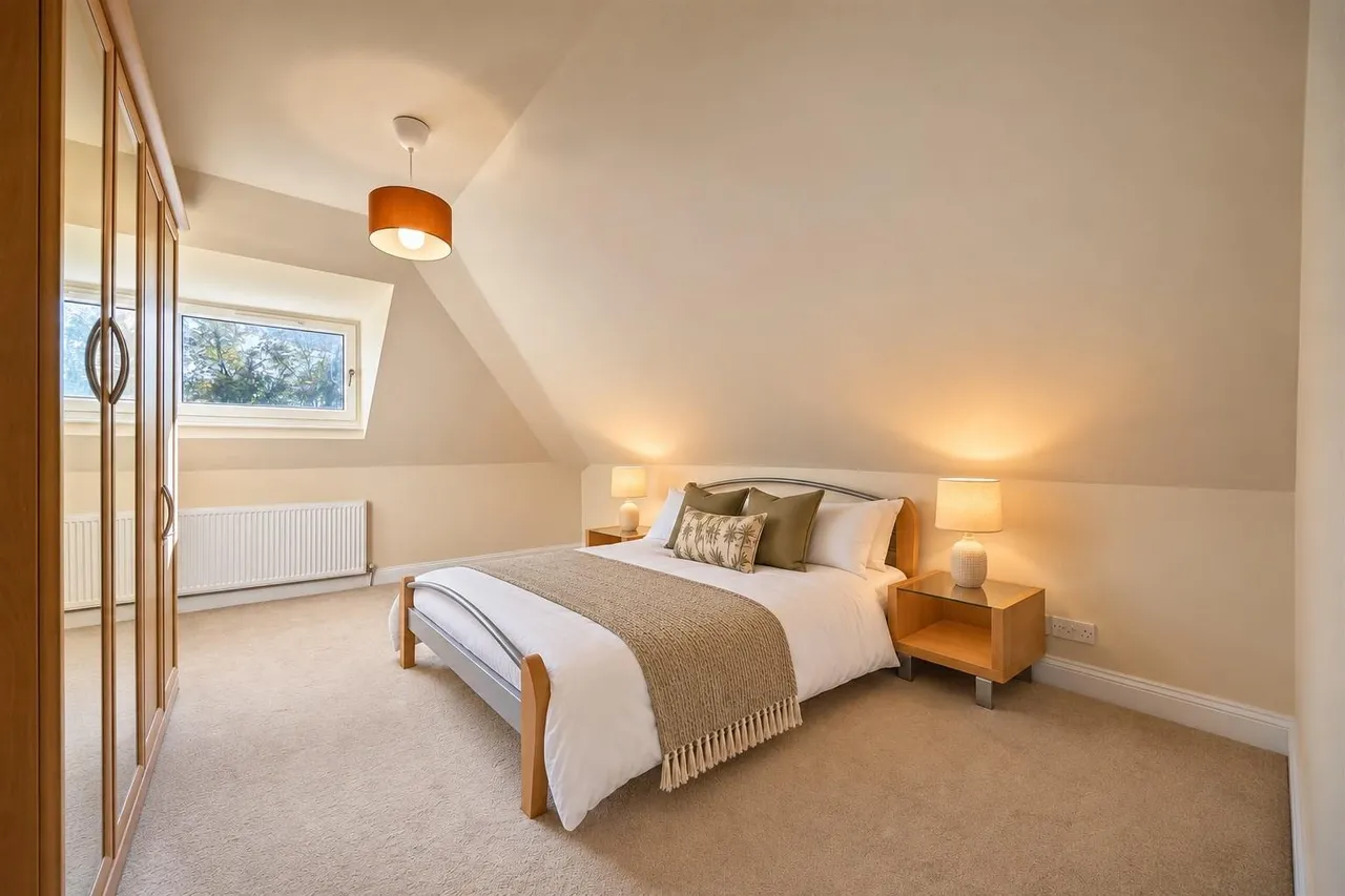 Woodchurch Road, London, NW6, photo 4