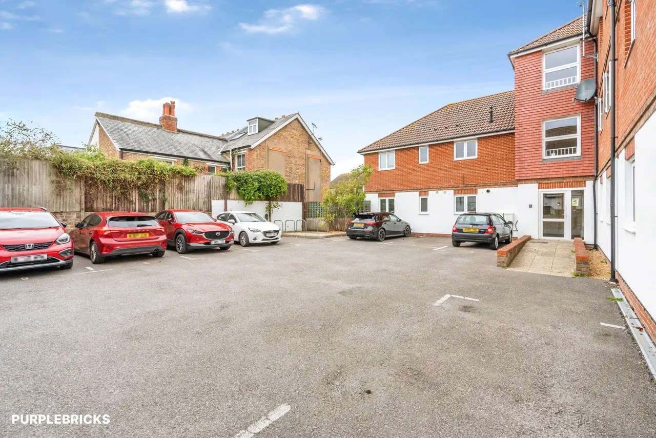 Ellasdale Road, Bognor Regis, PO21, photo 4