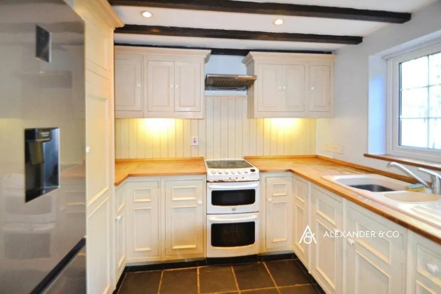 Church Street, North Marston, MK18, photo 7