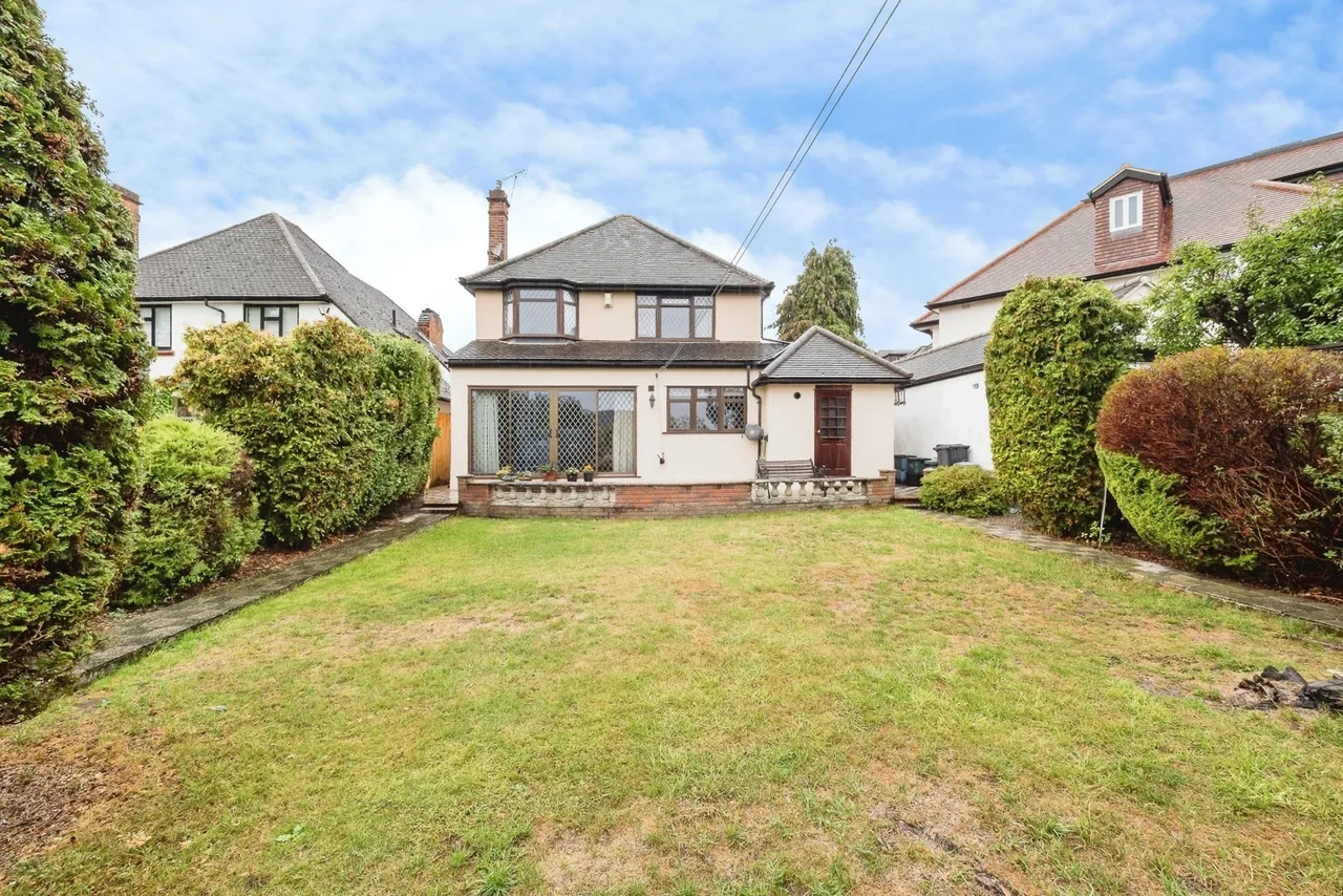 Park Avenue, WOODFORD GREEN, Essex, IG8, photo 28
