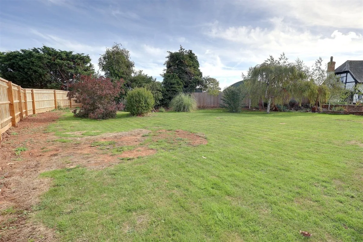 Ledbury Road, Staunton, GL19, photo 3