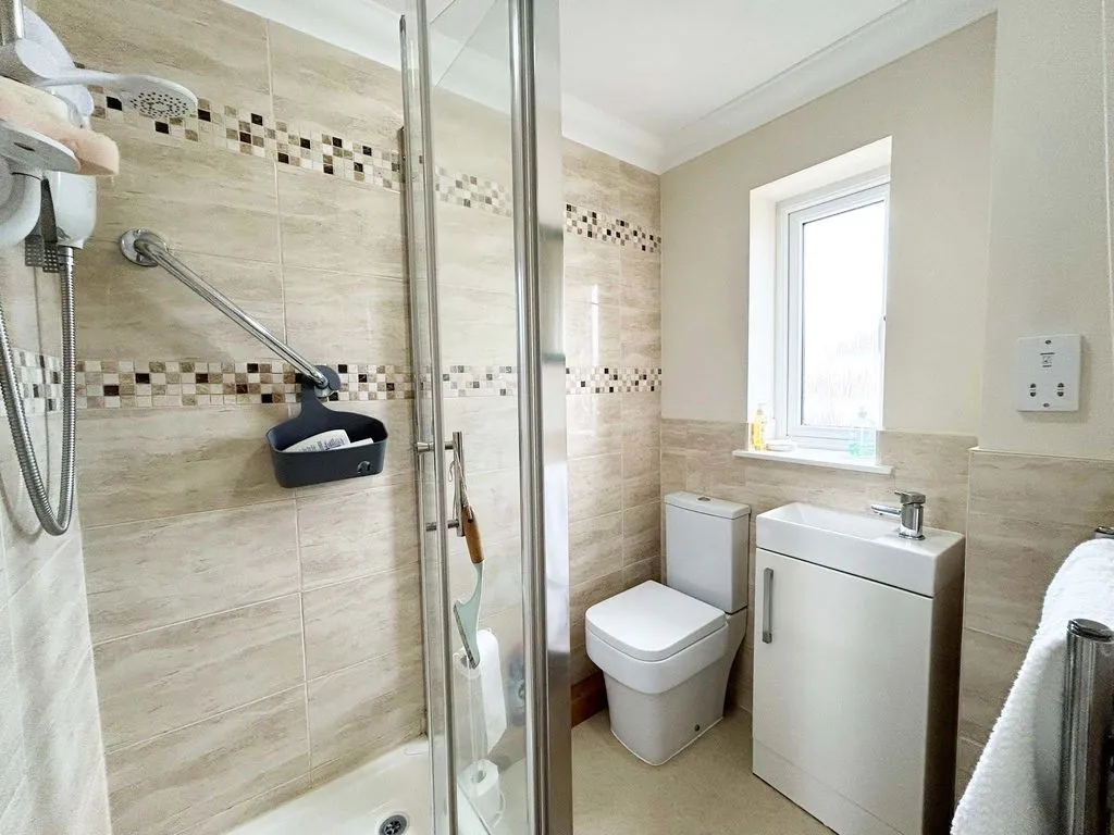 Wood Lane, Walsall, WS3, photo 10