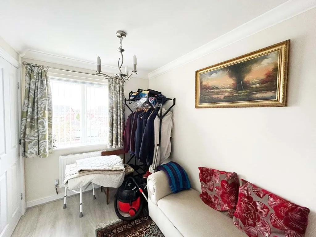 Wood Lane, Walsall, WS3, photo 20