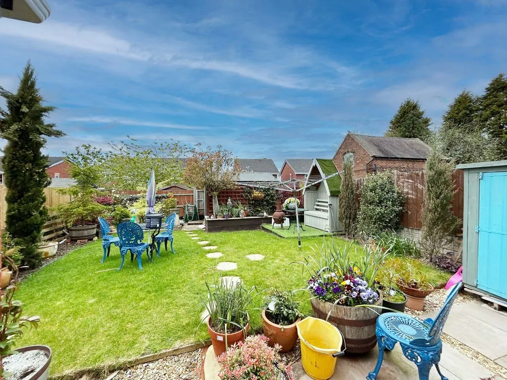 Wood Lane, Walsall, WS3, photo 19