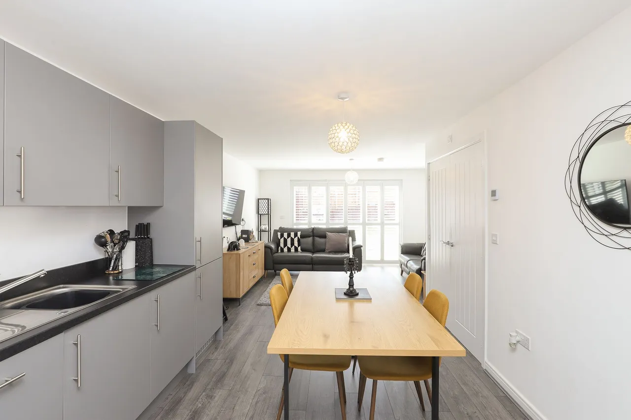 Tawny Drive, Owlthorpe, S20, photo 5