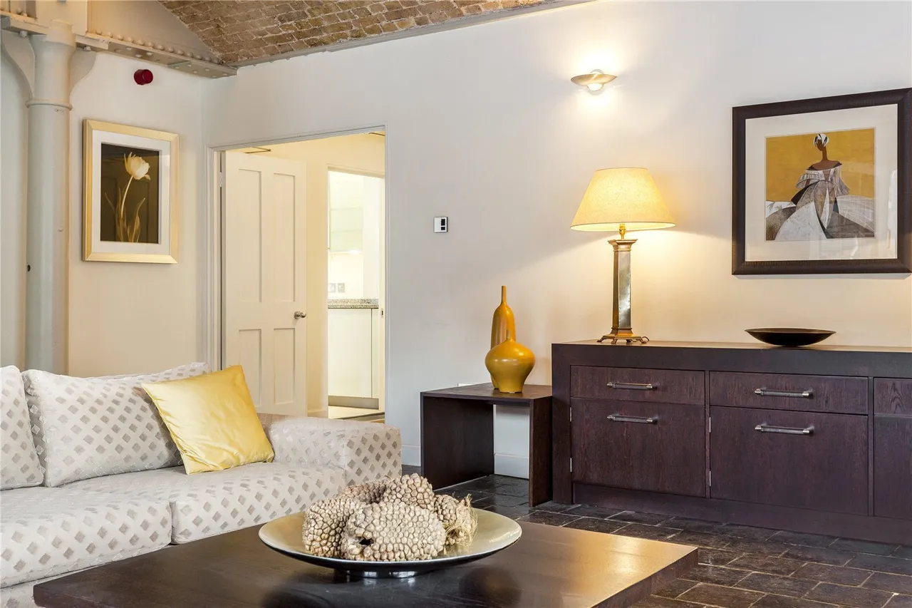 Ivory House, East Smithfield, E1W, photo 10