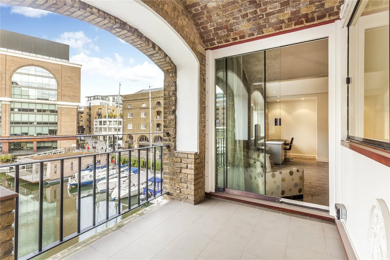Ivory House, East Smithfield, E1W, photo 3