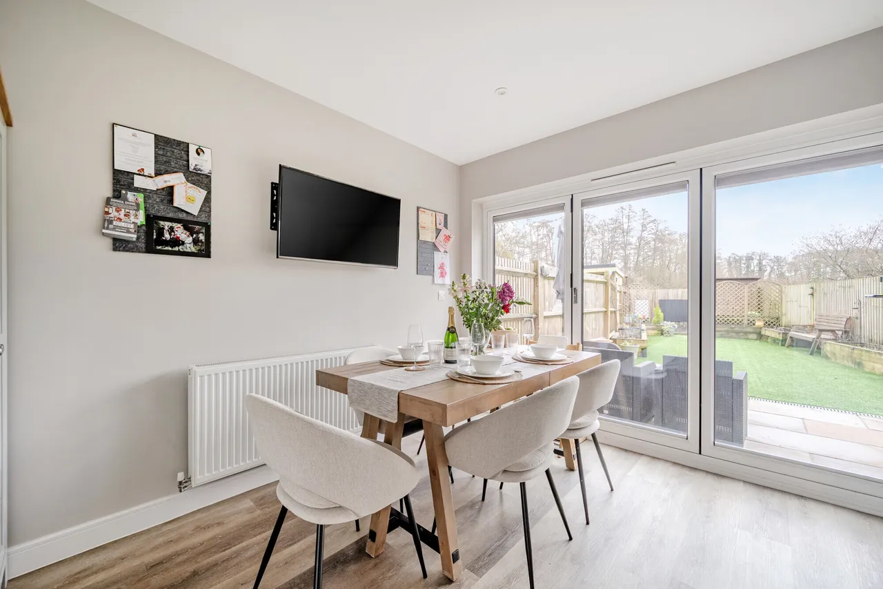 Robin Hood Gardens, Standford, GU35, photo 5