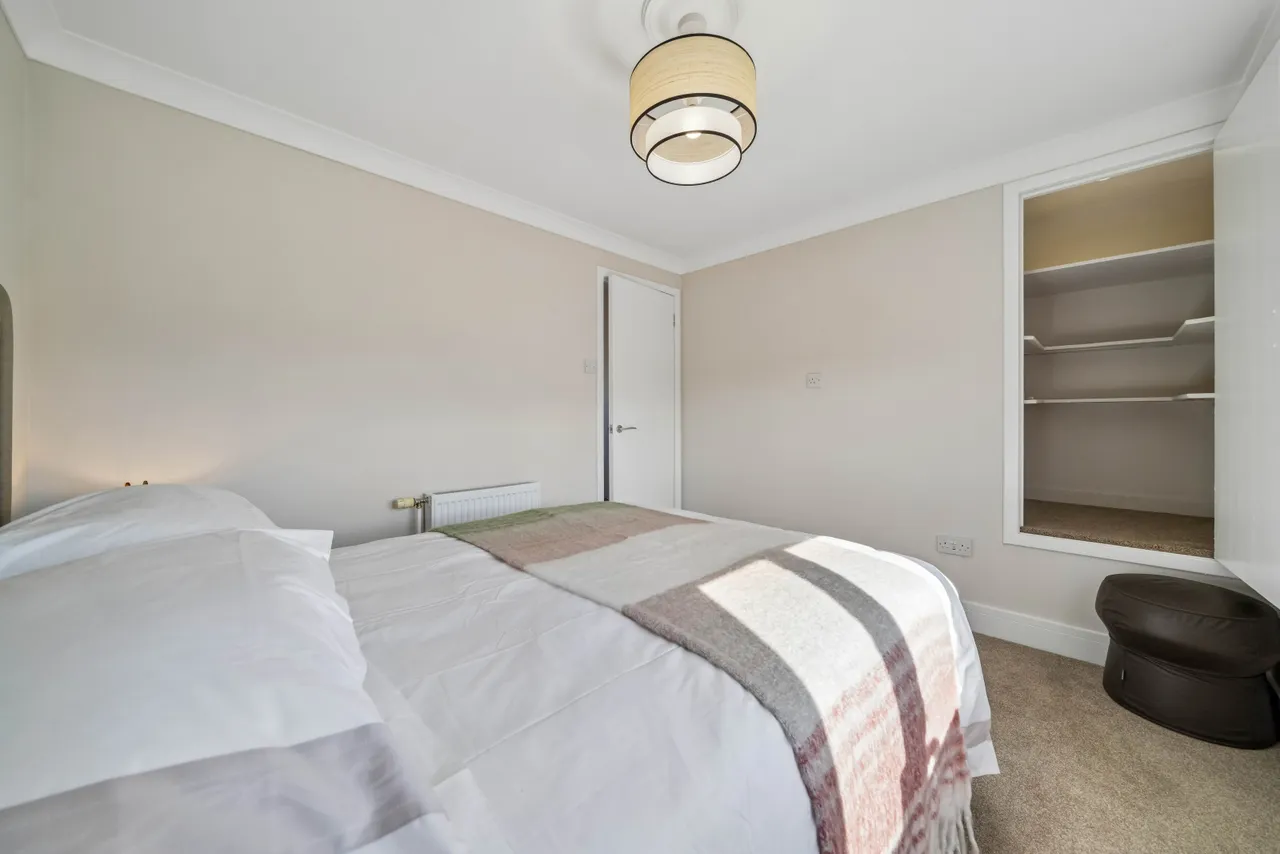 Inverewe Avenue, Deaconsbank, G46, photo 12