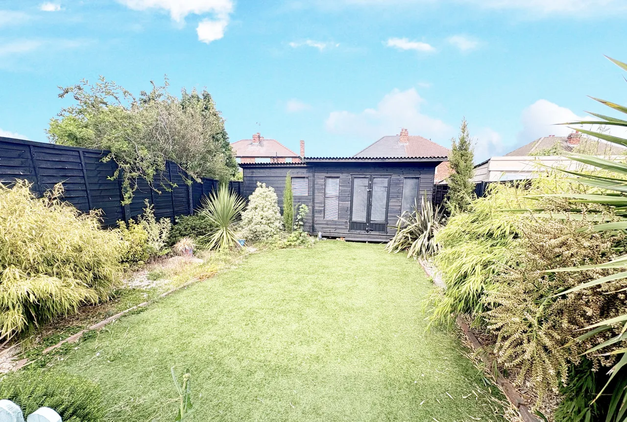 Masefield Road, Wheatly Hills, DN2, photo 2