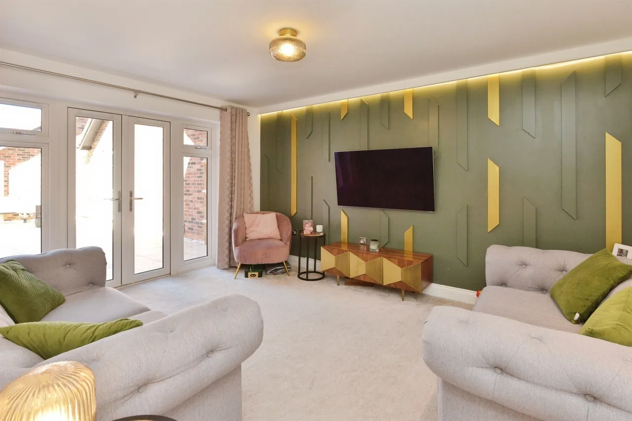 Keeves Avenue, Hanslope, MK19, photo 4