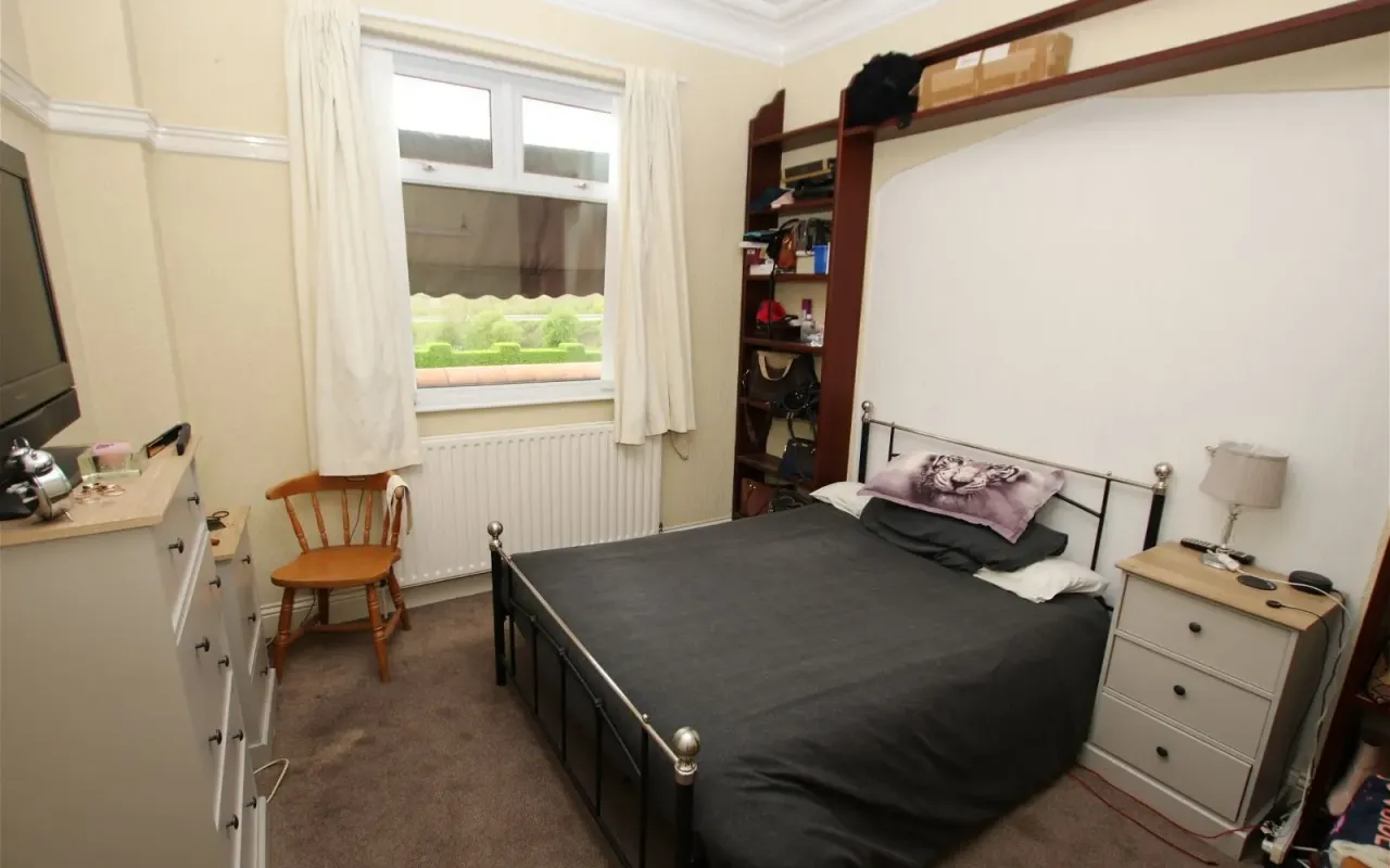 Dodworth Road, Barnsley, photo 19