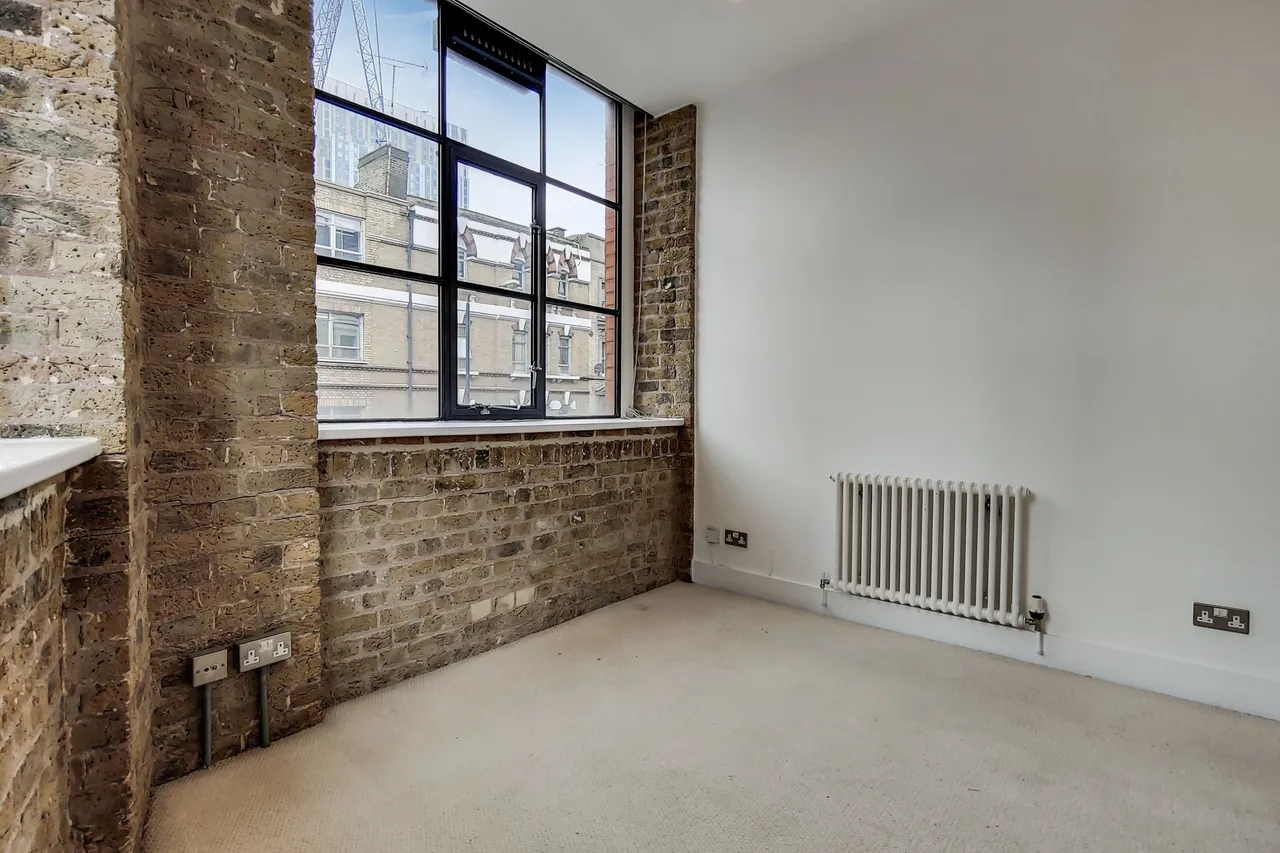 1 Saxon House, 1 Thrawl Street, London, photo 6