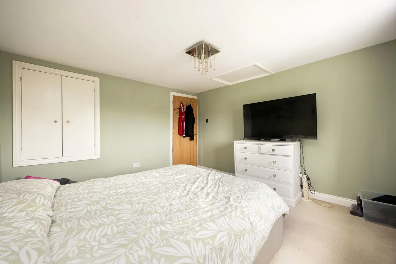 Poulshot Road, Poulshot, SN10, photo 23