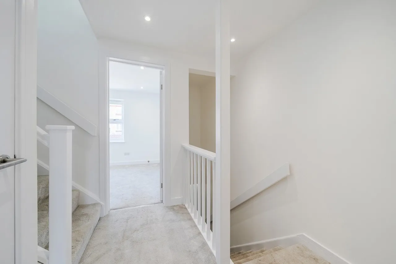 Bushwood Drive, SE1, photo 8