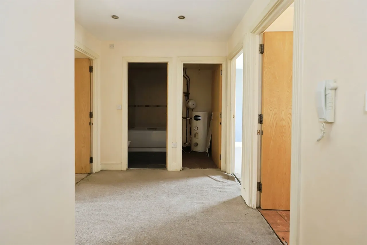 Liana Gardens, Wolverhampton, WV2, photo 5