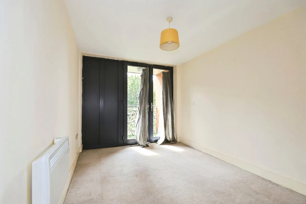 Liana Gardens, Wolverhampton, WV2, photo 10