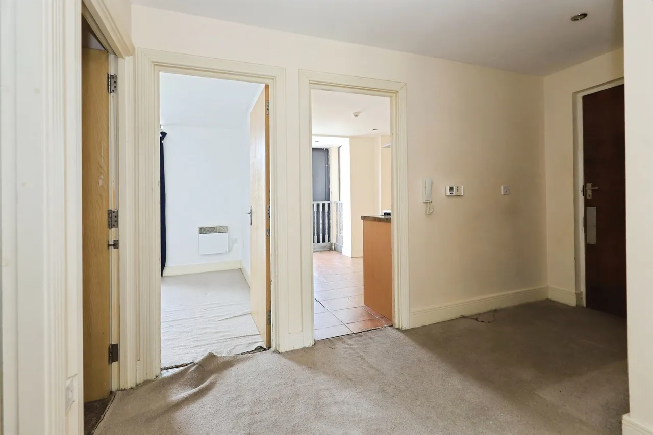 Liana Gardens, Wolverhampton, WV2, photo 6