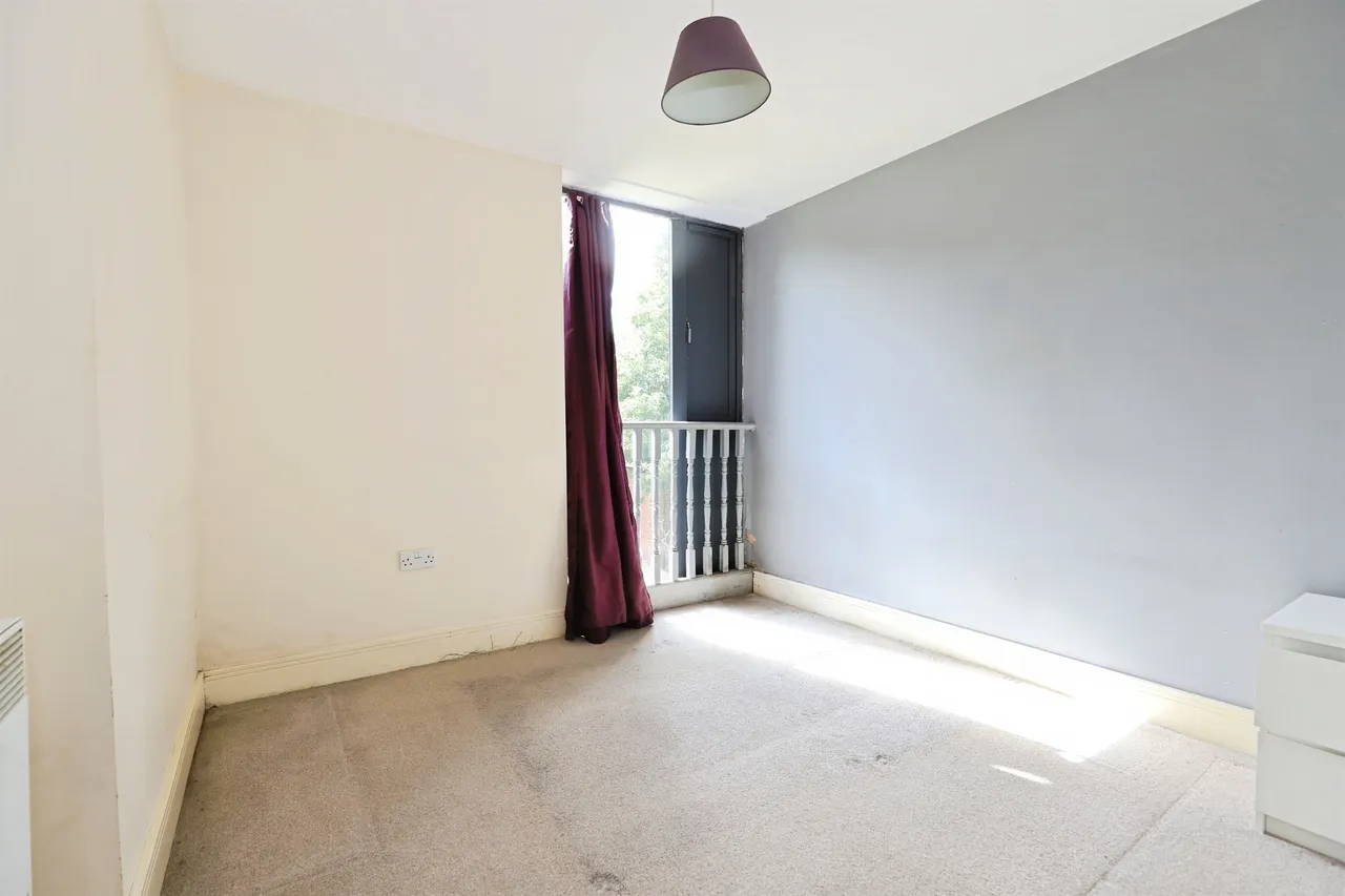 Liana Gardens, Wolverhampton, WV2, photo 15