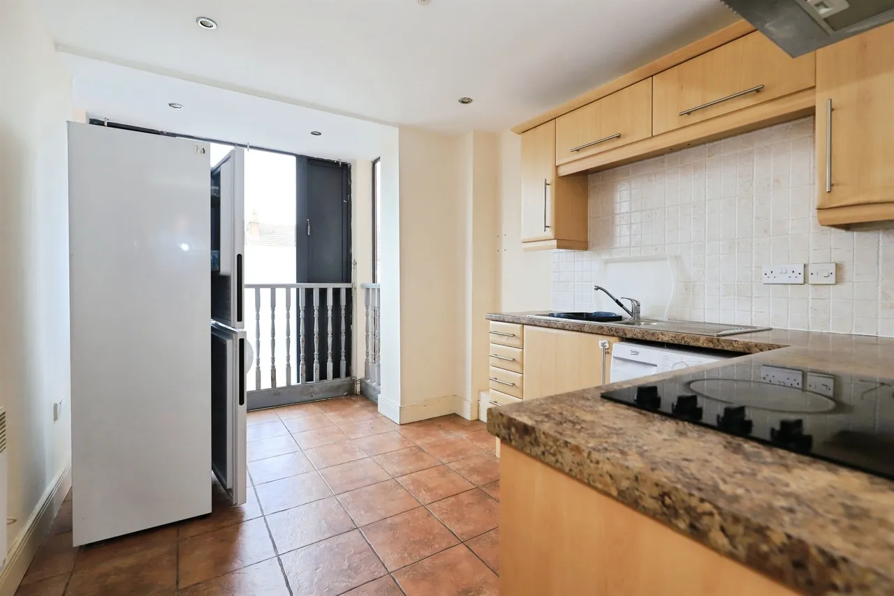 Liana Gardens, Wolverhampton, WV2, photo 8
