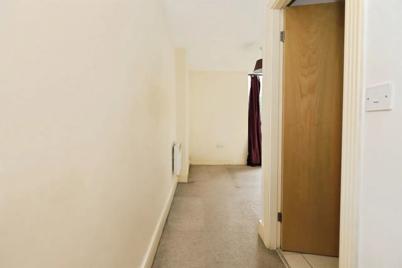 Liana Gardens, Wolverhampton, WV2, photo 16