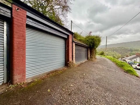 Pantyresk Road, Abercarn, NP11, photo 74