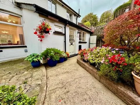 Pantyresk Road, Abercarn, NP11, photo 61