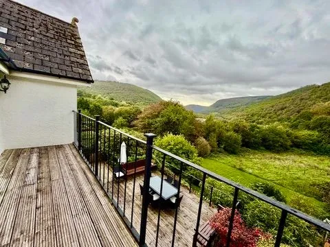 Pantyresk Road, Abercarn, NP11, photo 42