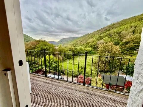 Pantyresk Road, Abercarn, NP11, photo 55
