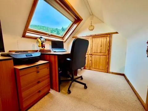 Pantyresk Road, Abercarn, NP11, photo 31