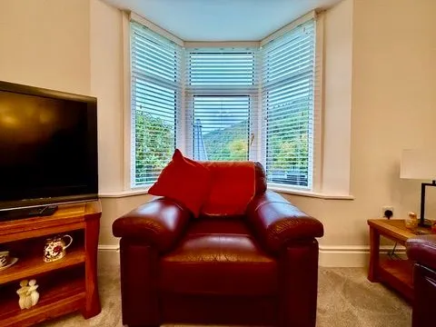 Pantyresk Road, Abercarn, NP11, photo 13