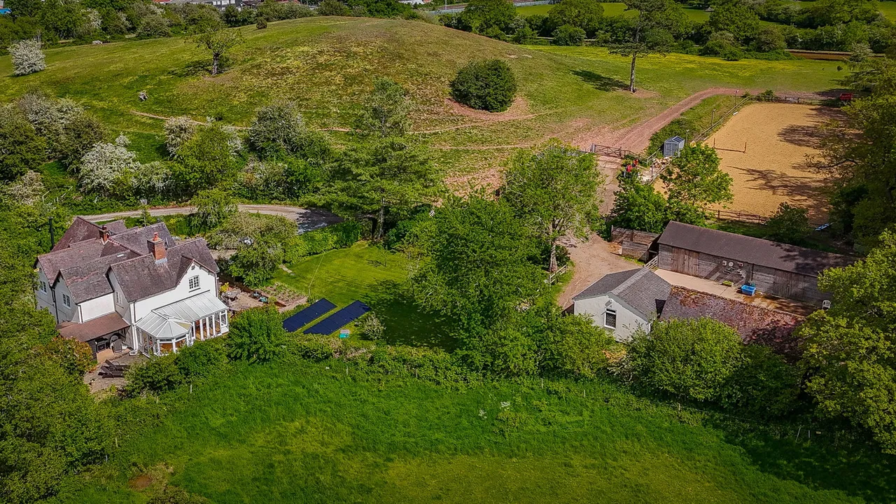 Rawn Hill Cottage, Mancetter, photo 39