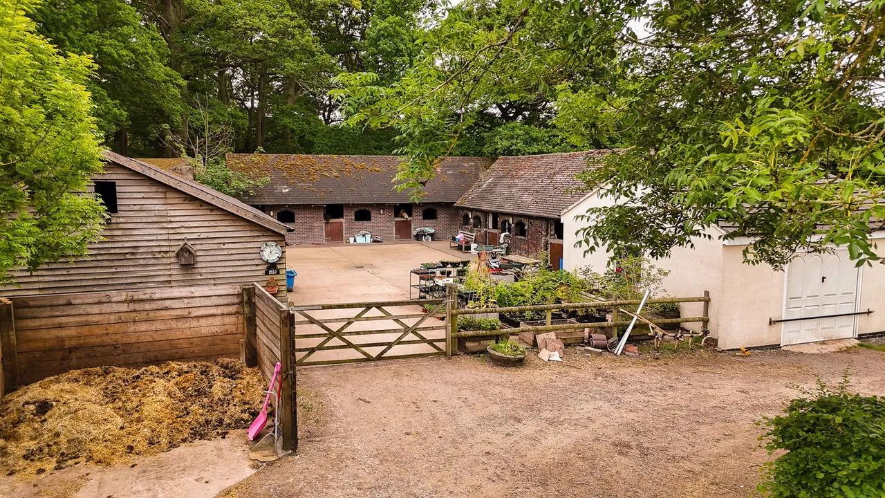 Rawn Hill Cottage, Mancetter, photo 4