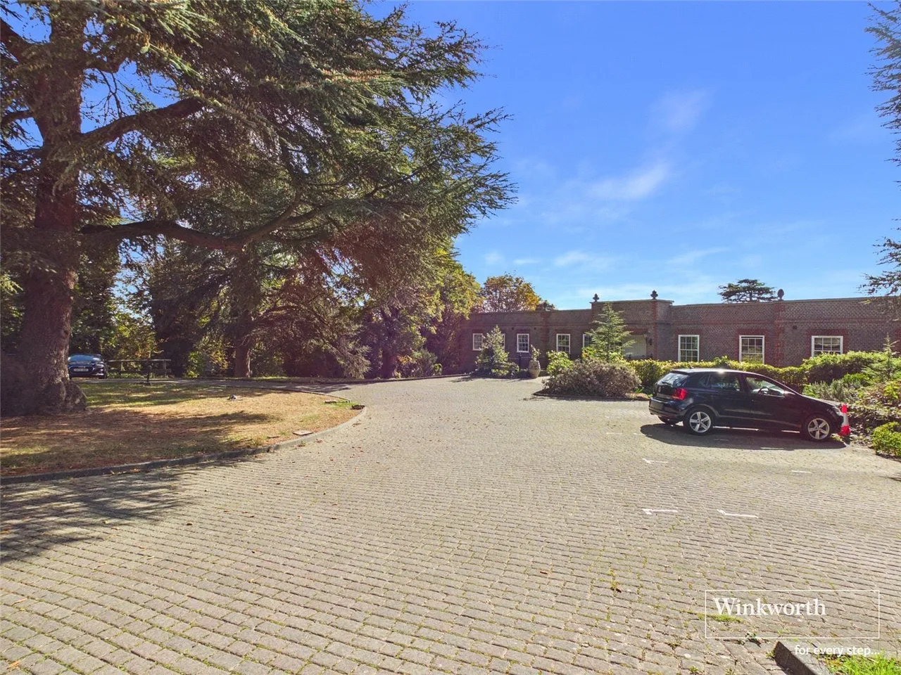 Treetops, The Mount, RG4, photo 11