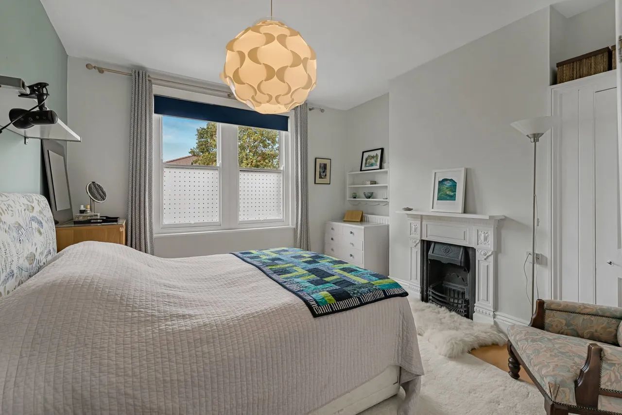 Hewlett Road, Cheltenham, GL52, photo 6