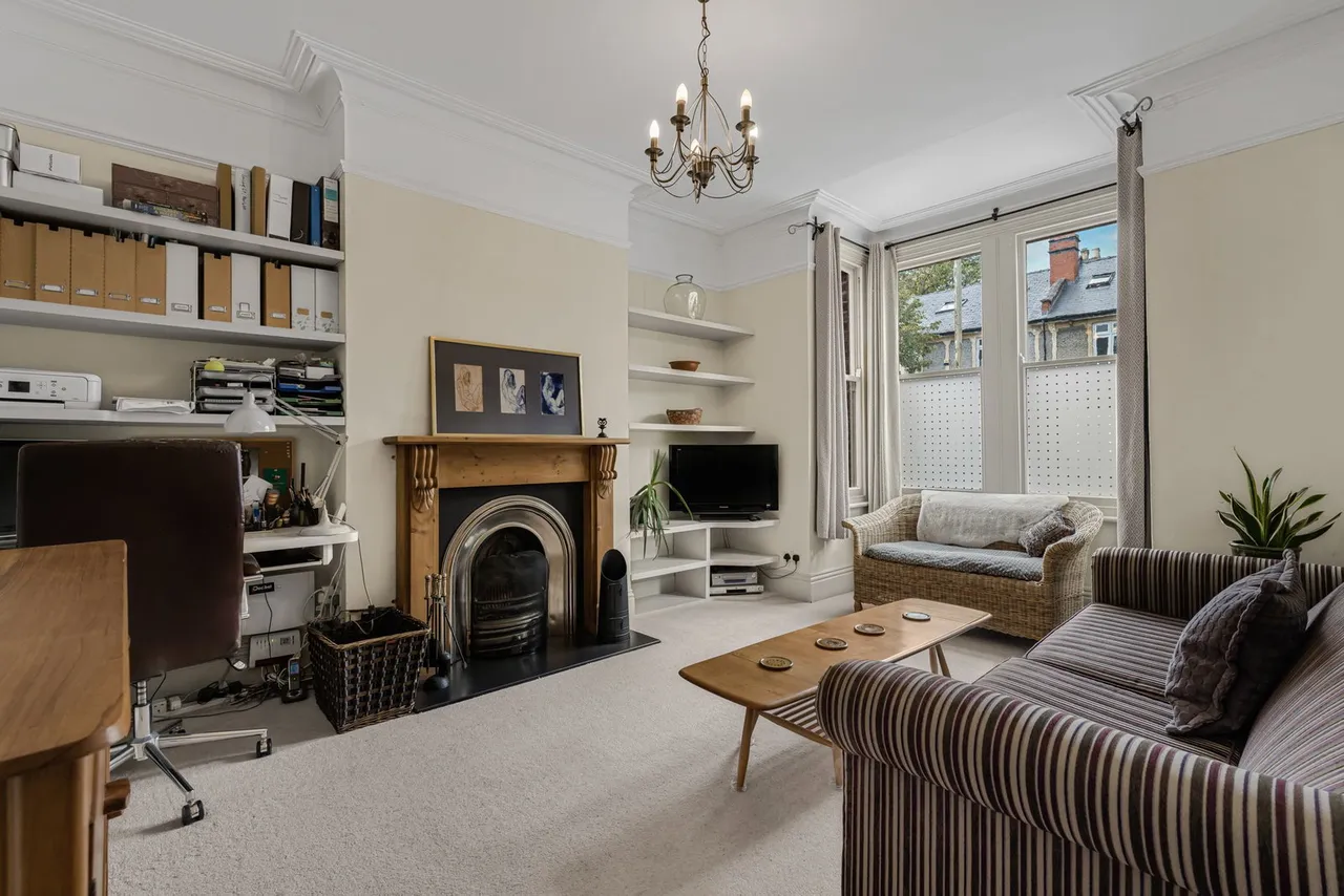 Hewlett Road, Cheltenham, GL52, photo 3