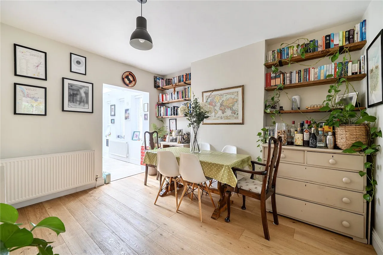 Upper South View, Farnham, Surrey, GU9 7JN, photo 6