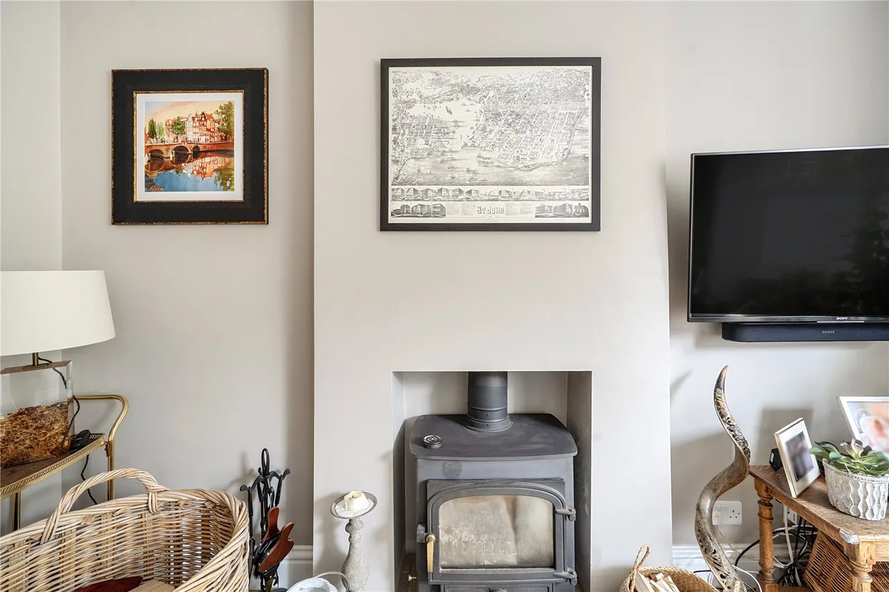 Upper South View, Farnham, Surrey, GU9 7JN, photo 10