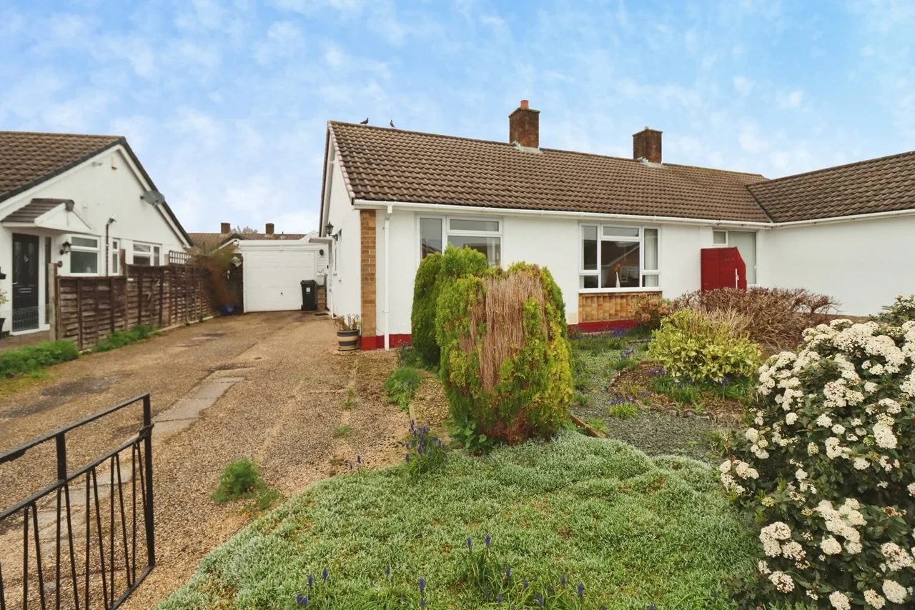 2 bed house for sale — Highnam Close, Patchway, Bristol, BS34