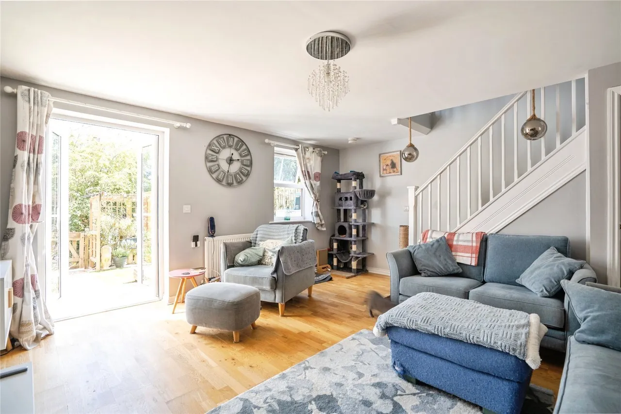 Dairy Crest Drive, Newport, PO30, photo 6