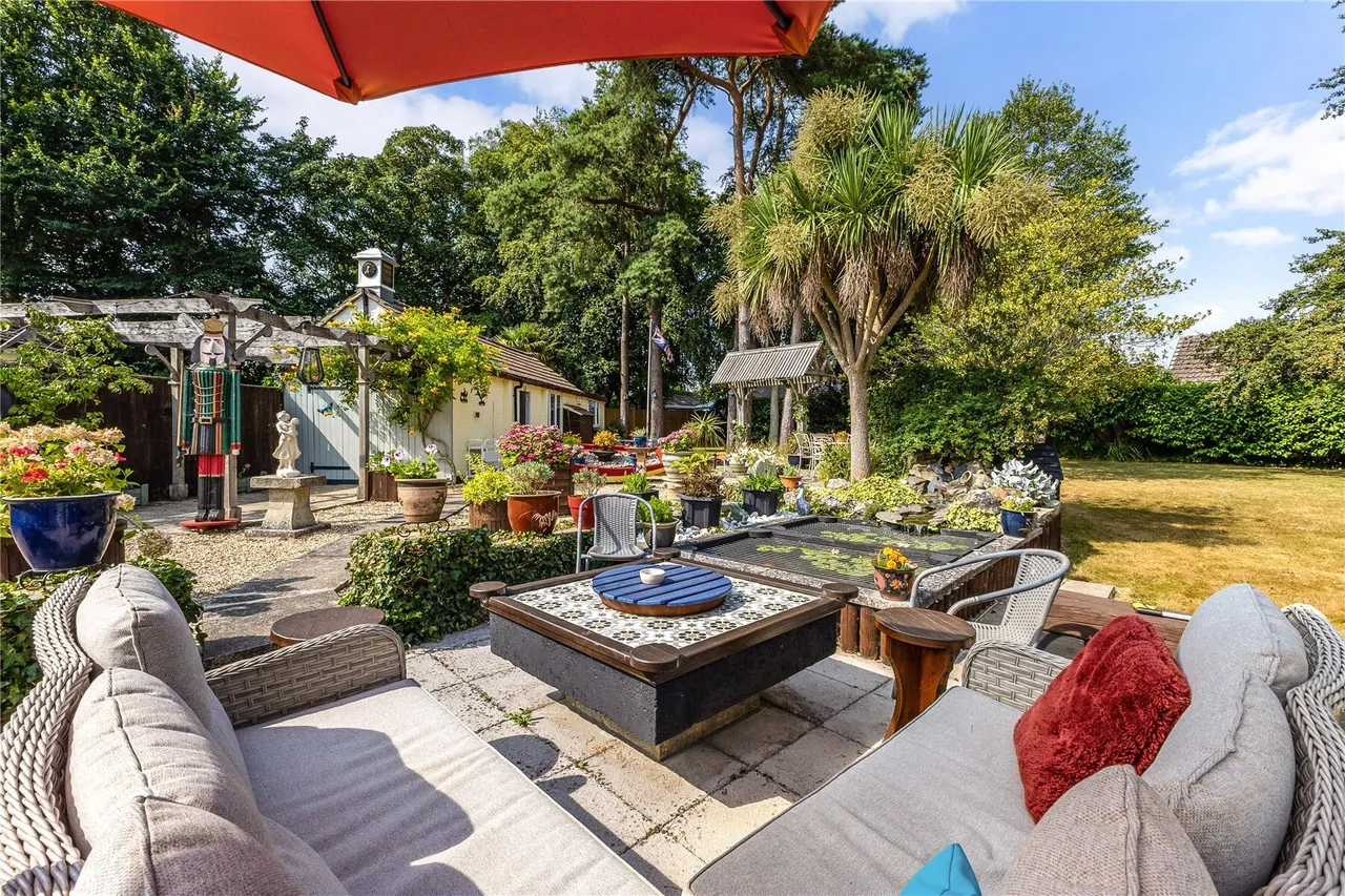 Plantation, Everton, Lymington, Hampshire, SO41, photo 5
