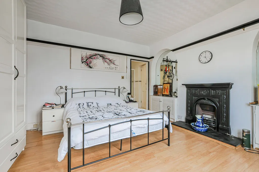 Stapenhill Road, Wembley, HA0, photo 46